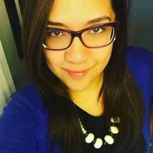 Meet your Posher, Yndira